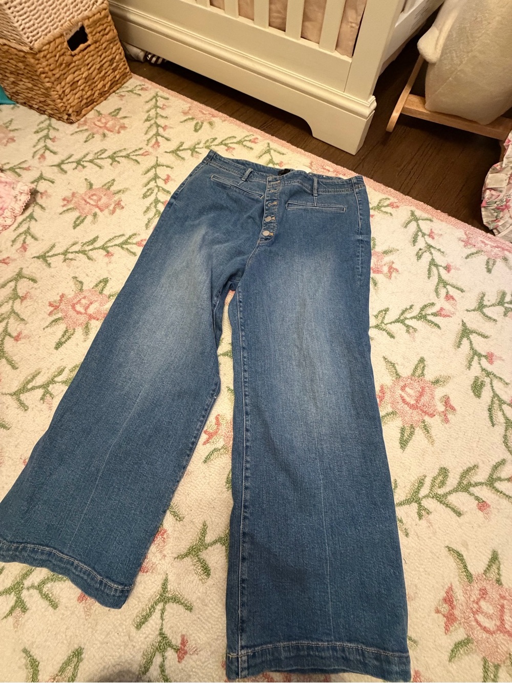 Ann Taylor Women’s Blue Wide-Leg Crop Button-Fly Jeans NWT SIZE 18